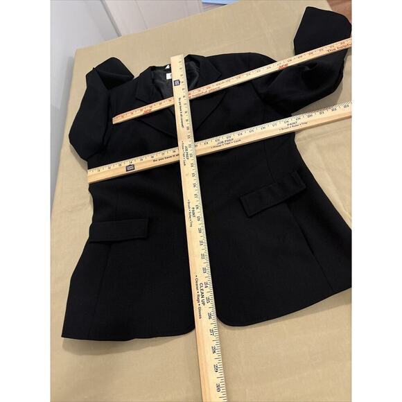 Talbots Women's 10P Jacket Black Long Sleeve 3 buttons Faux Pockets Collared - Picture 10 of 10